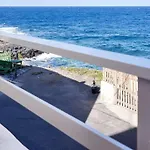 Διαμέρισμα Beautiful In Front Of The Sea !!!! *