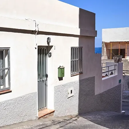 Apartment Beautiful In Front Of The Sea !!!! *